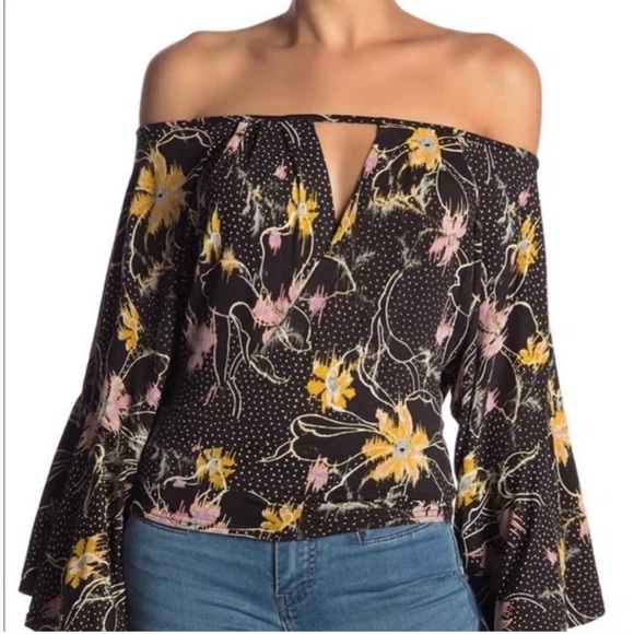 Free People Last Time Floral Polka Dot Bell Sleeve Blouse SO FLATTERING! Size XS - Picture 2 of 5